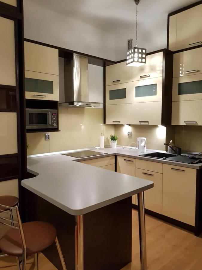 Coser Apartamenty Grzybowska Warsaw Exterior photo