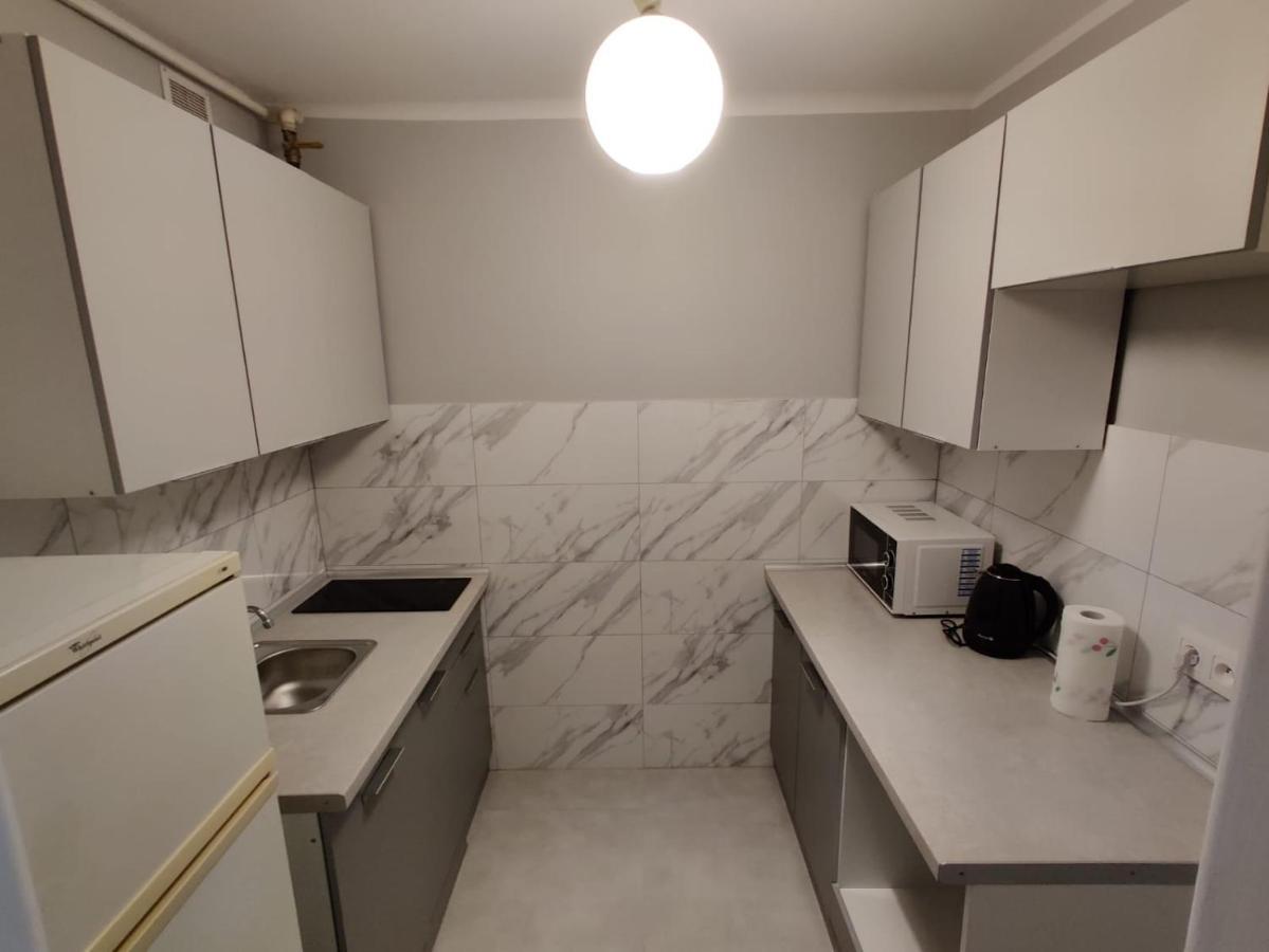 Coser Apartamenty Grzybowska Warsaw Exterior photo
