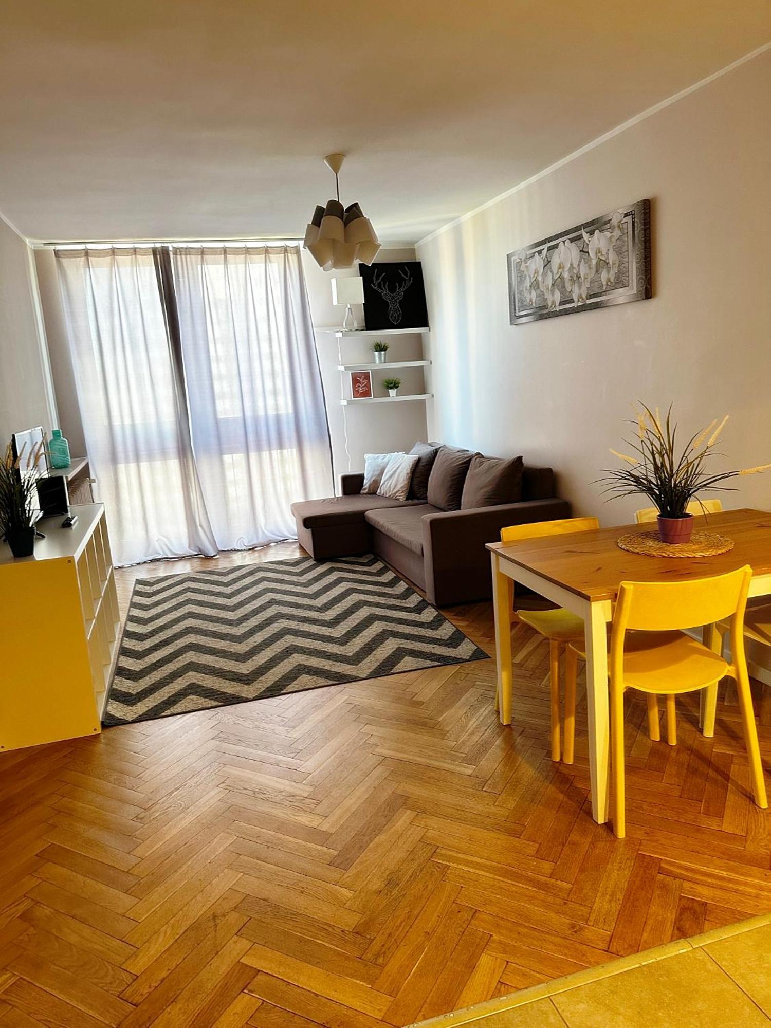 Coser Apartamenty Grzybowska Warsaw Exterior photo