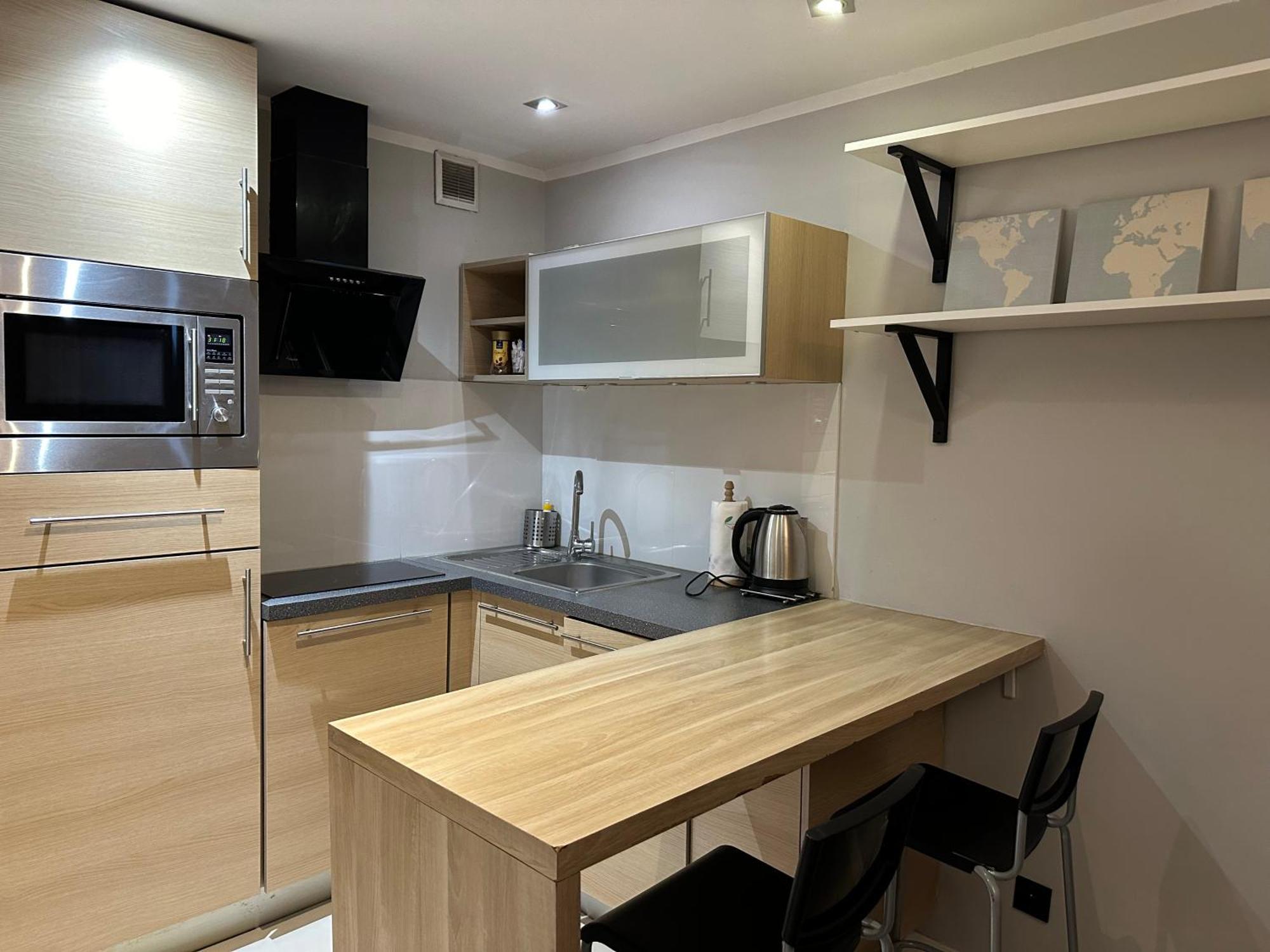 Coser Apartamenty Grzybowska Warsaw Exterior photo